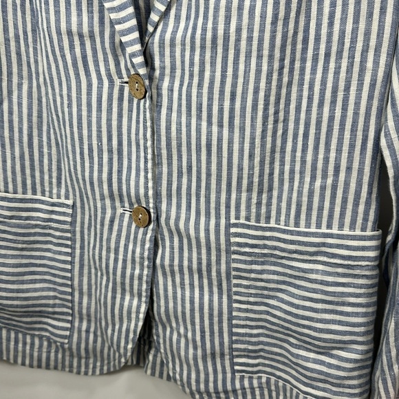 Tahari 100% linen blue and white striped jacket size small. NWT. - Picture 6 of 9